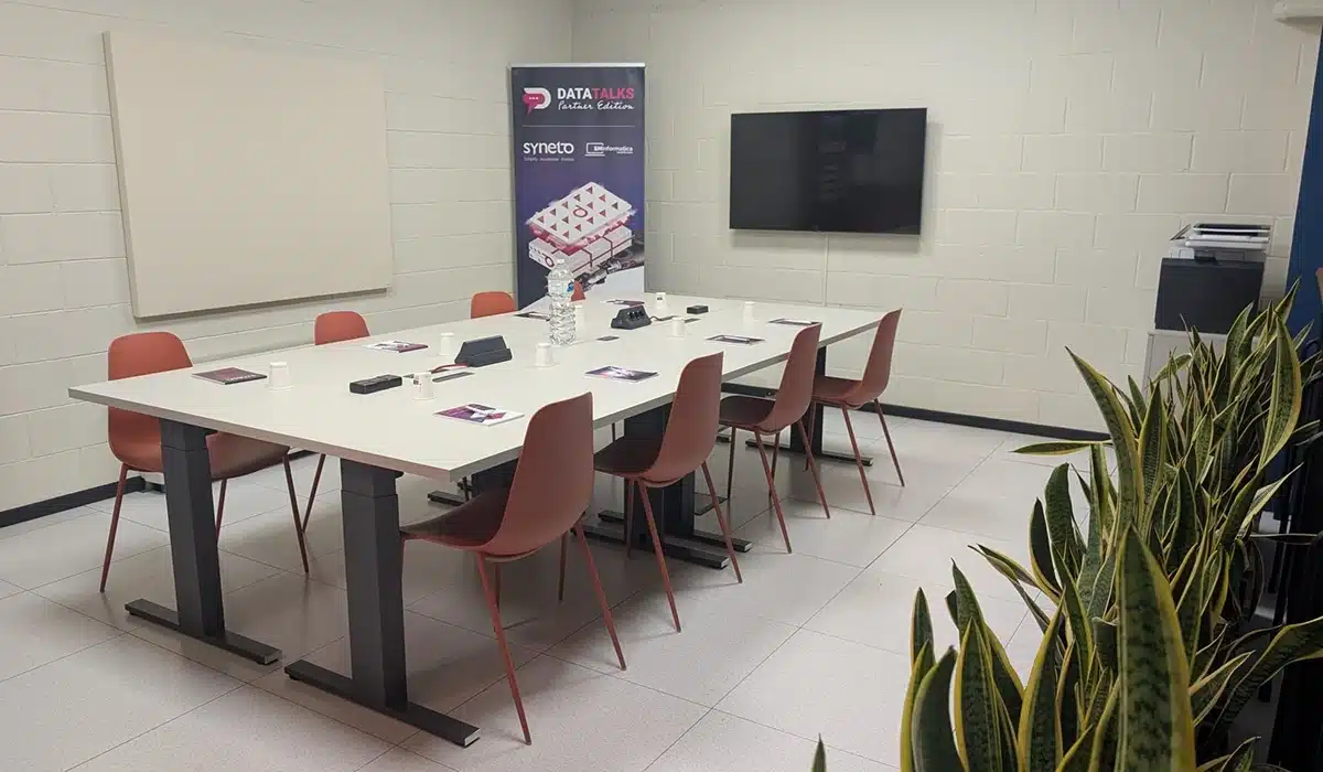 sala-riunioni-in-spazio-coworking-cernusco-sul-naviglio